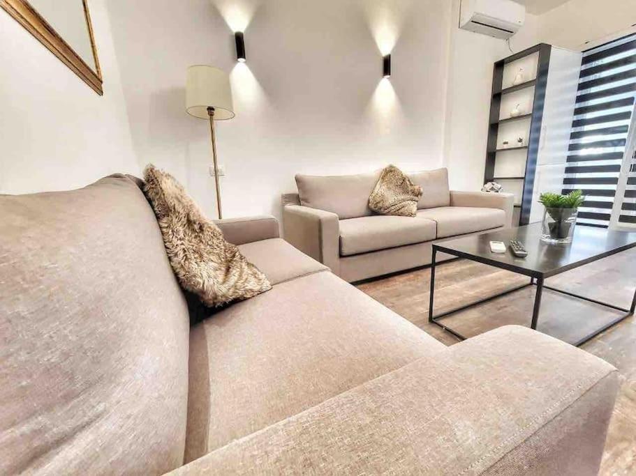 53° Bs Skanderbeg City Center Comfort Тирана Екстер'єр фото